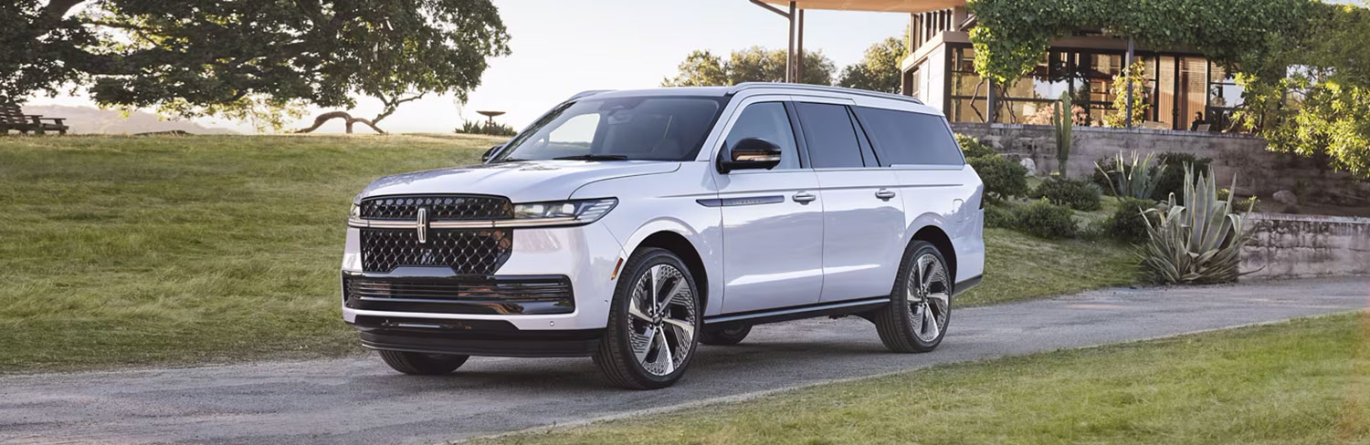 2025 Lincoln Navigator L Exterior