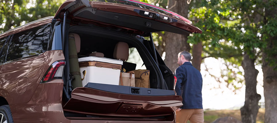 Image: Lincoln Split Gate System Redefines Cargo Versatility and Outdoor Tailgating